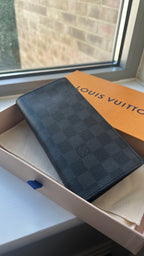 LOUIS VUITTON N62665 Men's Brazza Wallet | Louis Vuitton Men's Brazza Wallet (Black)