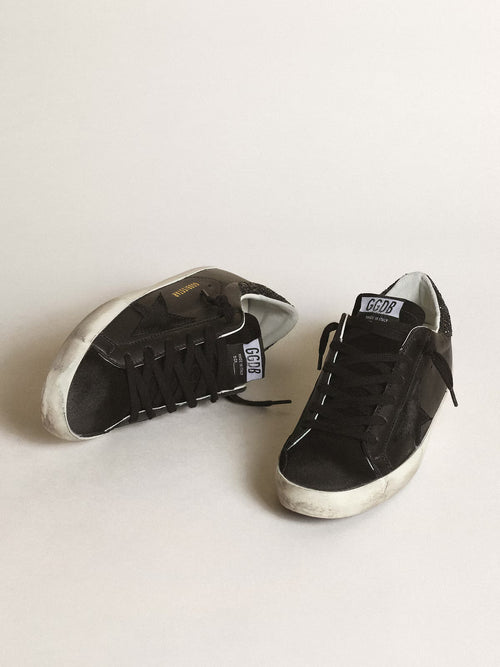GOLDEN GOOSE Women's Super - Star in black nappa with black star and glitter heel tab | 黃金鵝 女款 Super - Star 黑色納帕皮革款,搭配黑色星星與亮片後跟標籤(黑色) - LondonKelly 英國名牌代購