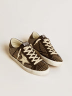GOLDEN GOOSE Women’s Super-Star in studded black nappa with white leather star  | 黃金鵝 女款 Super-Star 黑色鉚釘納帕皮革款，搭配白色皮革星星（黑色）