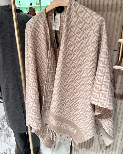 FENDI Poncho | 芬迪 被肩 (多色) - LONDONKELLY 英國名牌代購